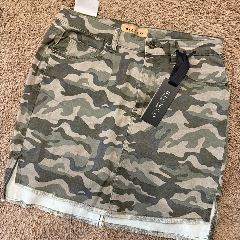 Bianco Camouflage Denim Skirt
